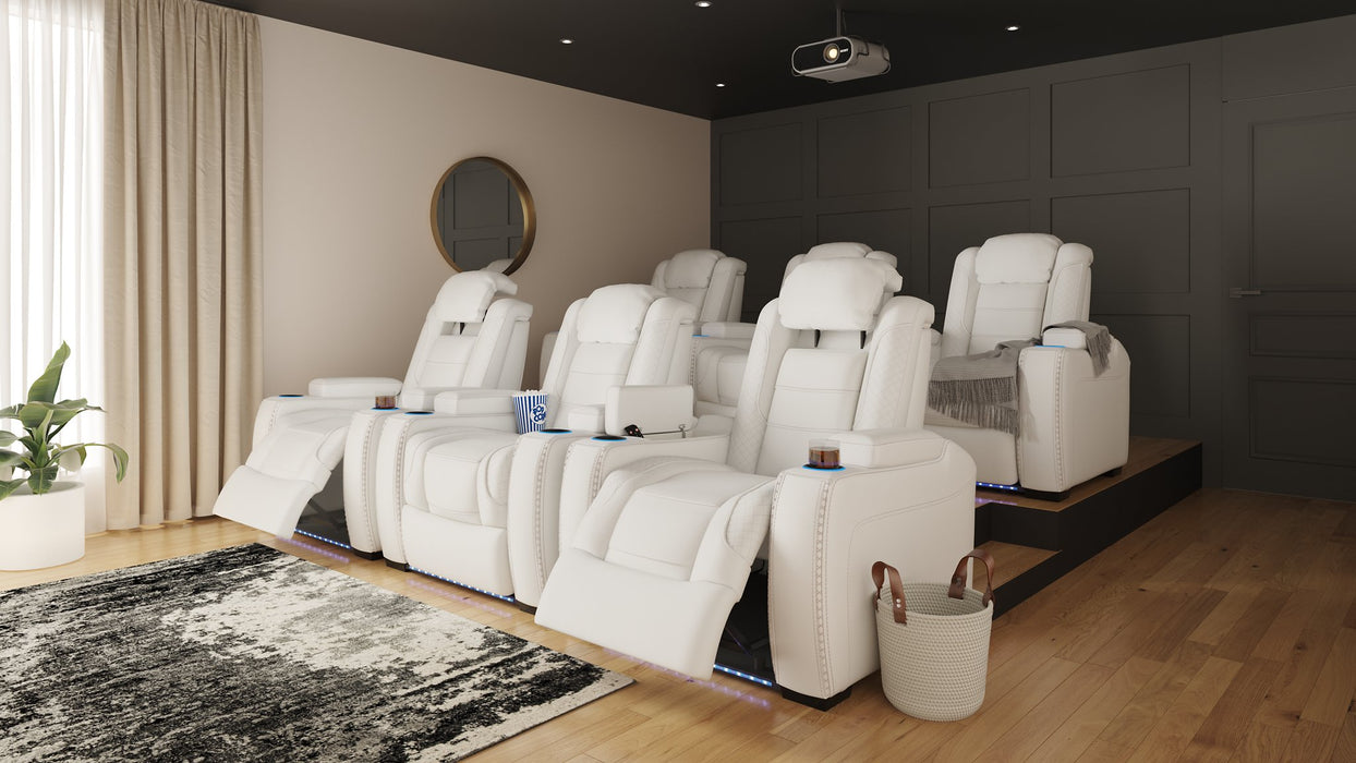 Party Time Power Recliner